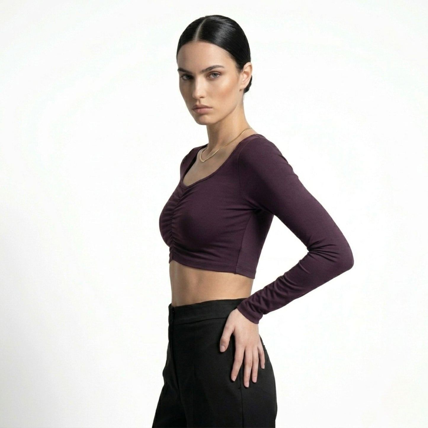 LINEAR RUCHE LONG-SLEEVE CROP TOP