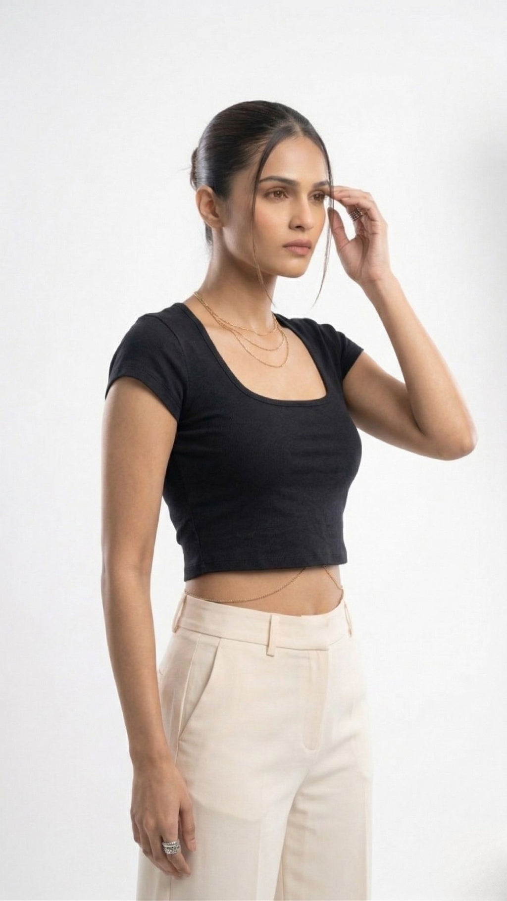 SLIMFIT CASUAL CROP TOP