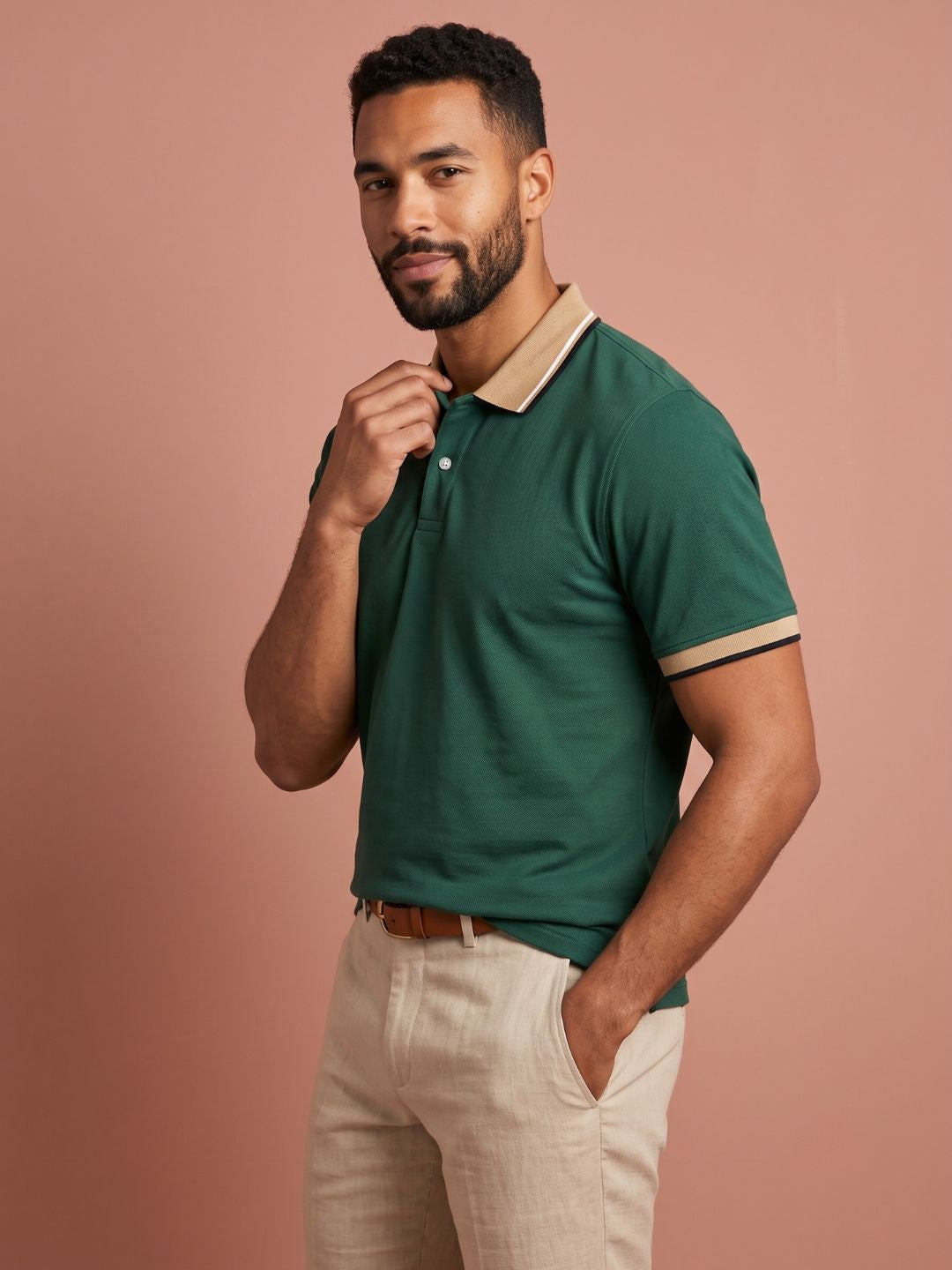 THE ICONIC URBAN PEAK POLO T-SHIRT
