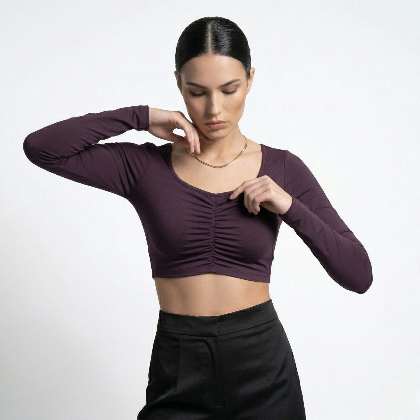 LINEAR RUCHE LONG-SLEEVE CROP TOP
