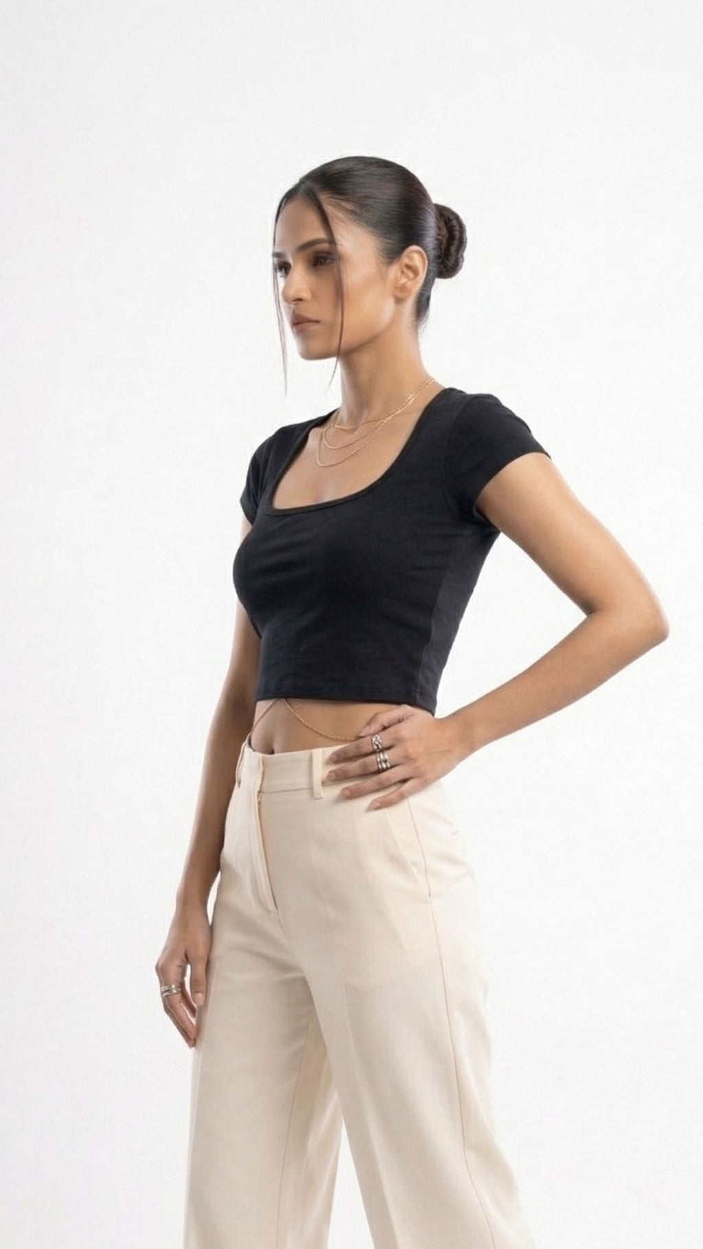 SLIMFIT CASUAL CROP TOP