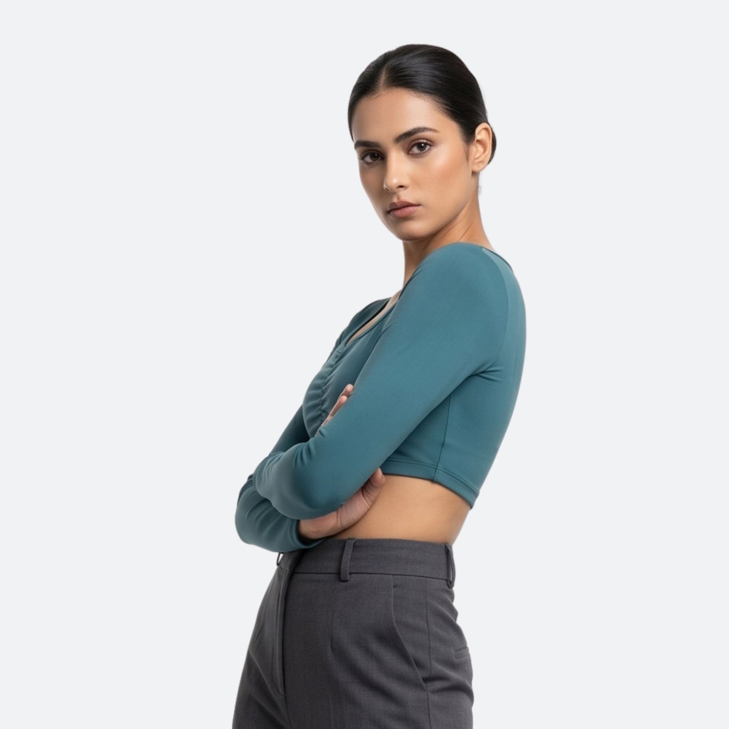 LINEAR RUCHE LONG-SLEEVE CROP TOP