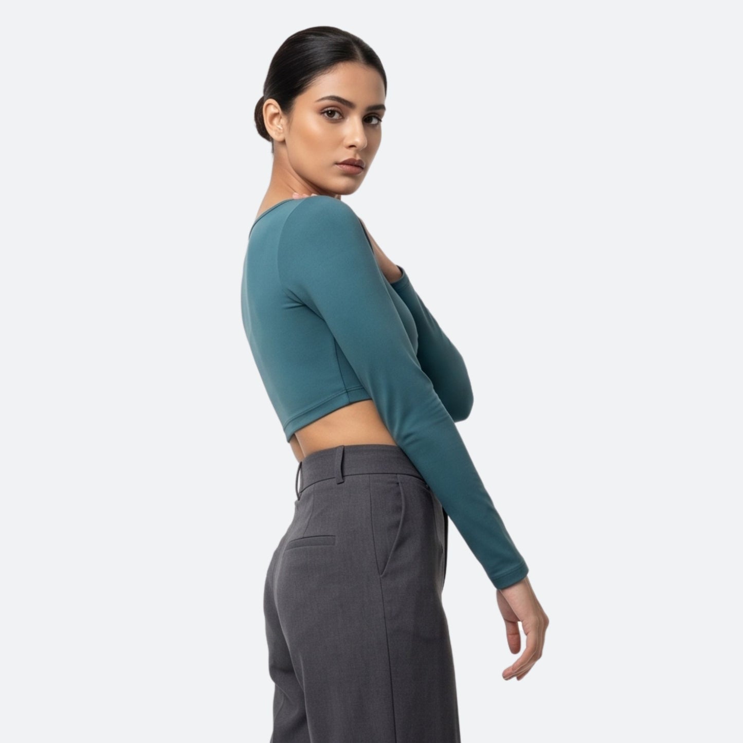 LINEAR RUCHE LONG-SLEEVE CROP TOP