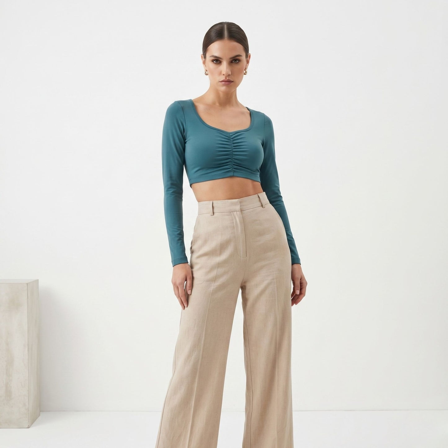 LINEAR RUCHE LONG-SLEEVE CROP TOP