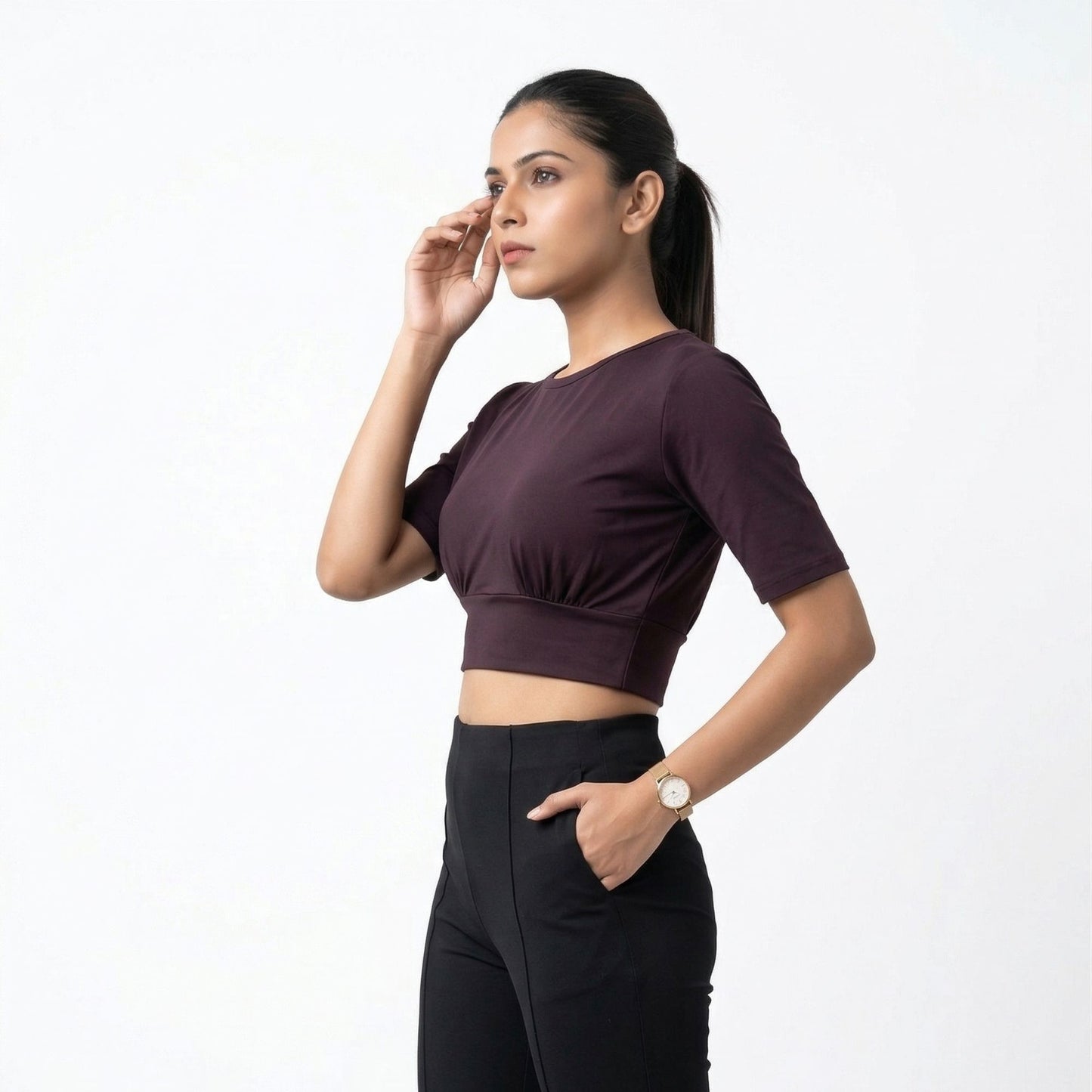 NOIR CURVE CROP TOP