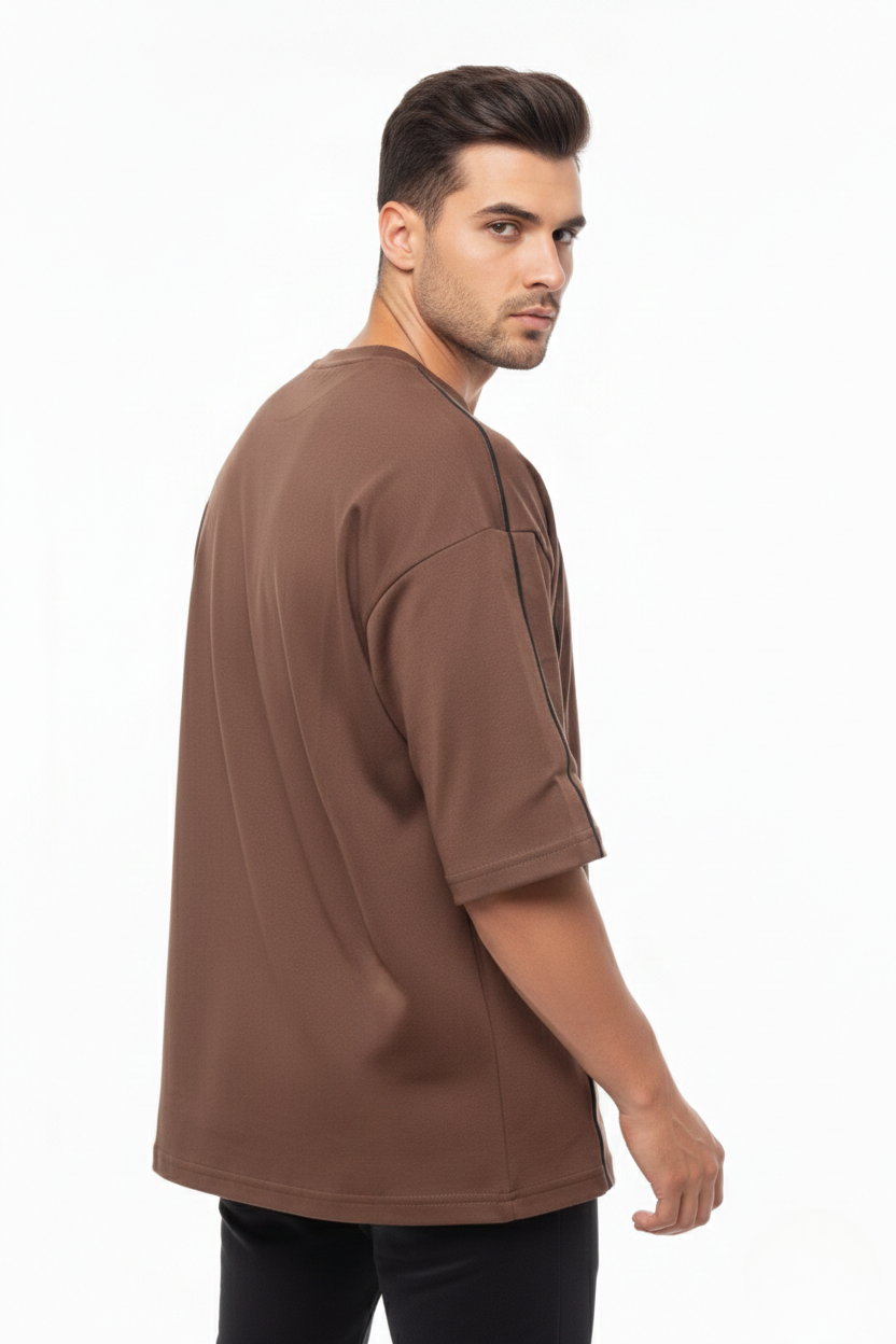 THE LINEAR PANEL OVERSIZED TEE