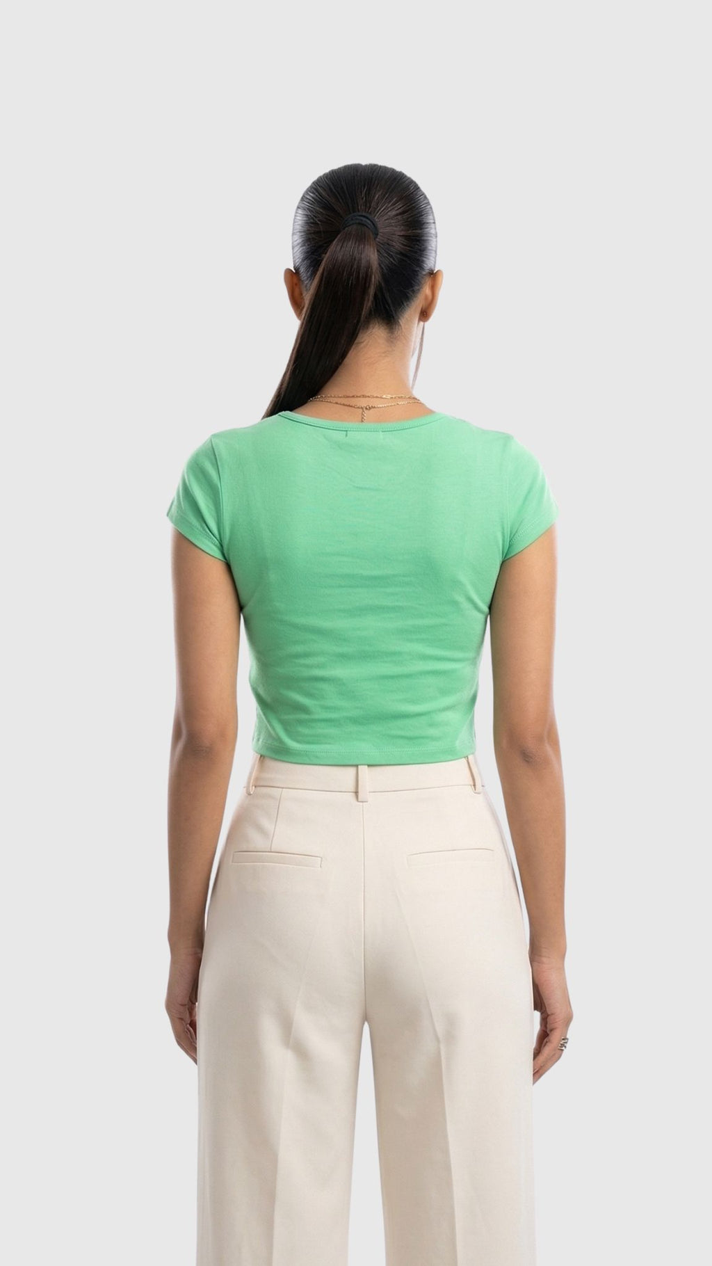 SLIMFIT CASUAL CROP TOP