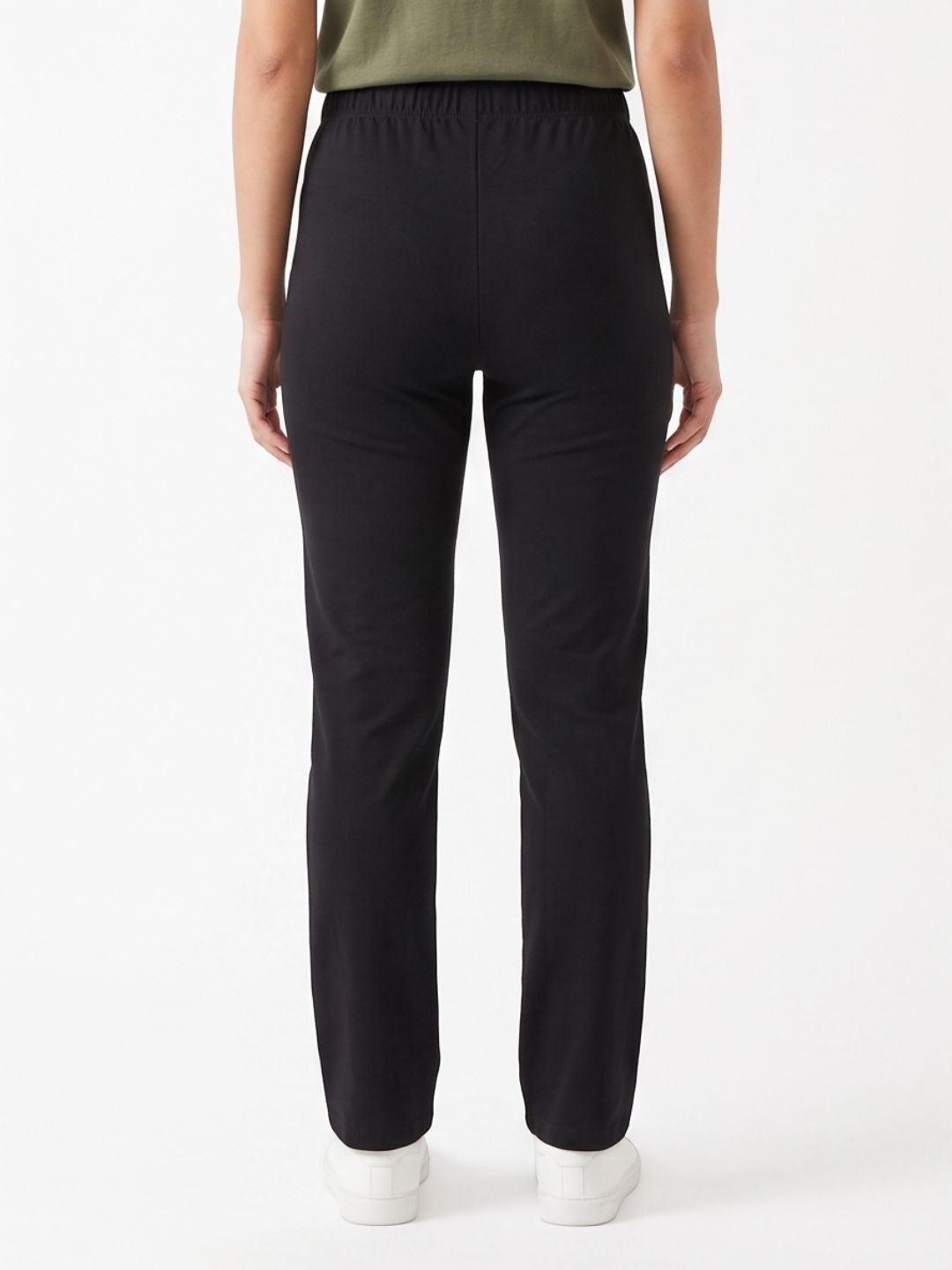 THE SEAMLESS EASE LOOSE FIT LEGGING