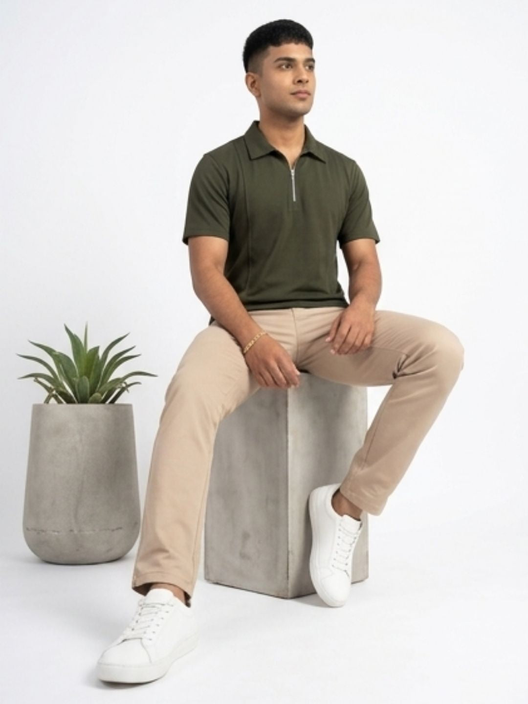 THE HEIRLOOM QUARTER-ZIP POLO T-SHIRT
