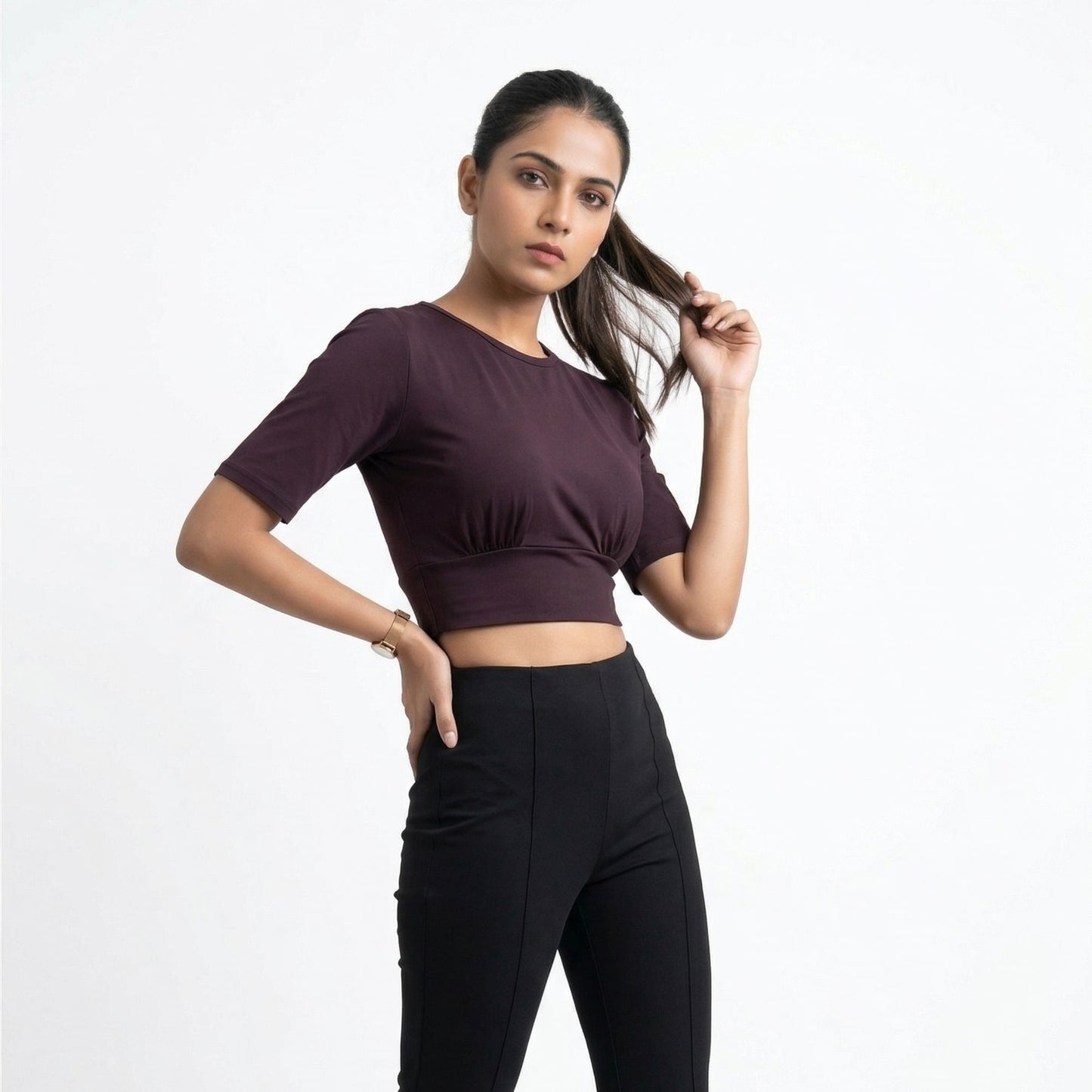 NOIR CURVE CROP TOP