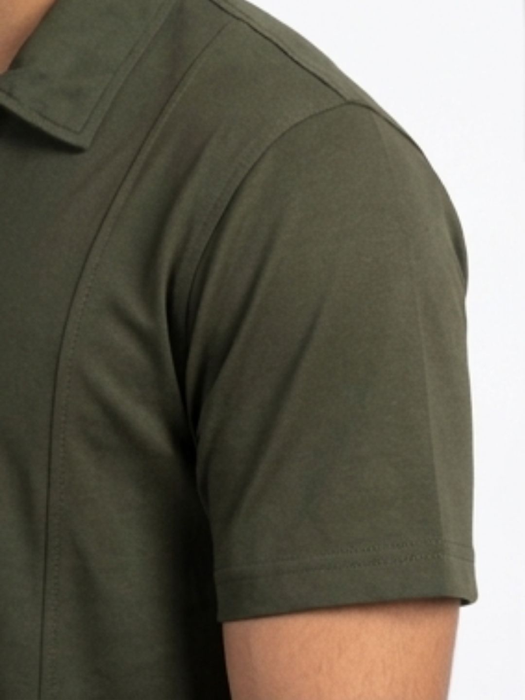 THE HEIRLOOM QUARTER-ZIP POLO T-SHIRT