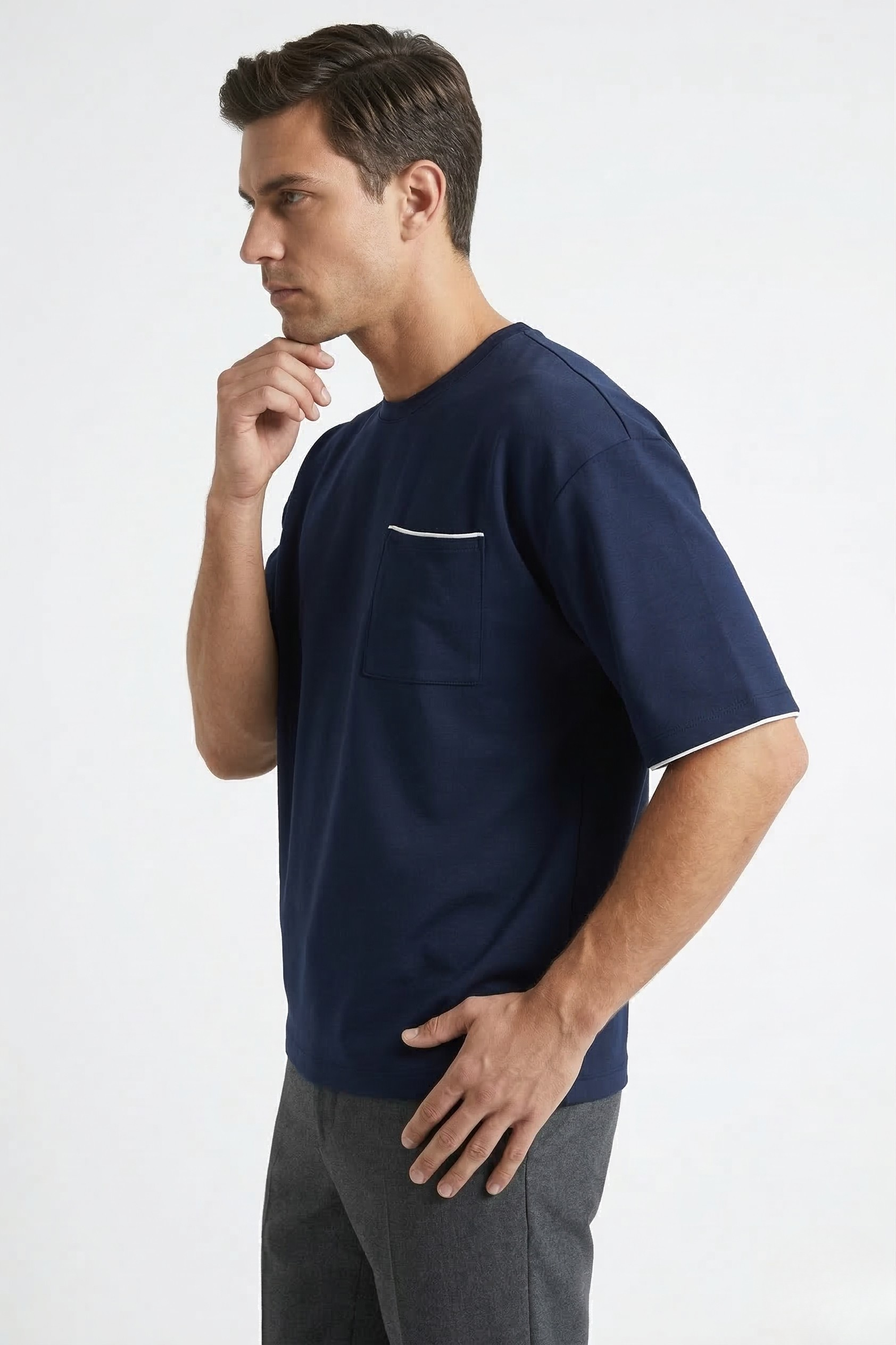 MIDNIGHT MANDARIN ROUND NECK T-SHIRT