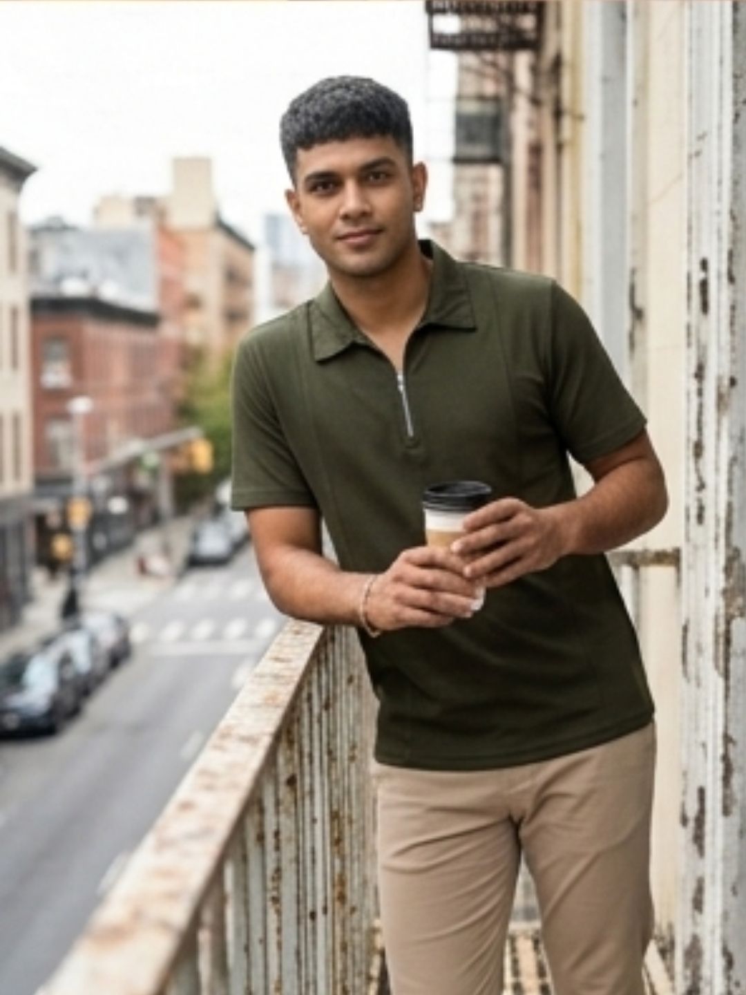 THE HEIRLOOM QUARTER-ZIP POLO T-SHIRT