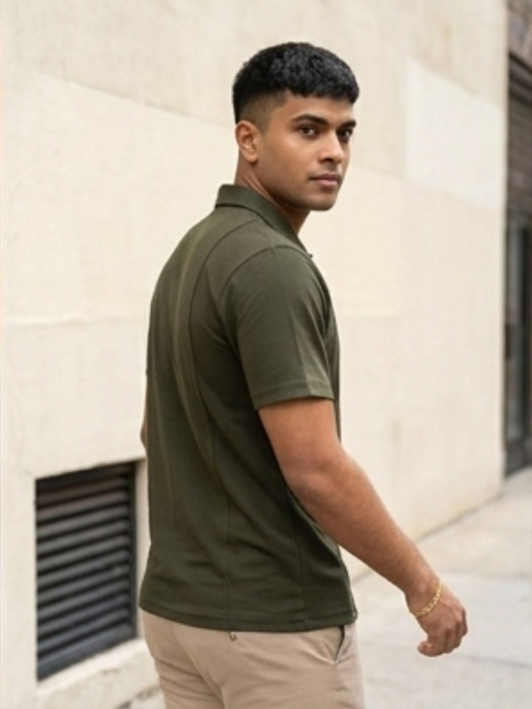 THE HEIRLOOM QUARTER-ZIP POLO T-SHIRT