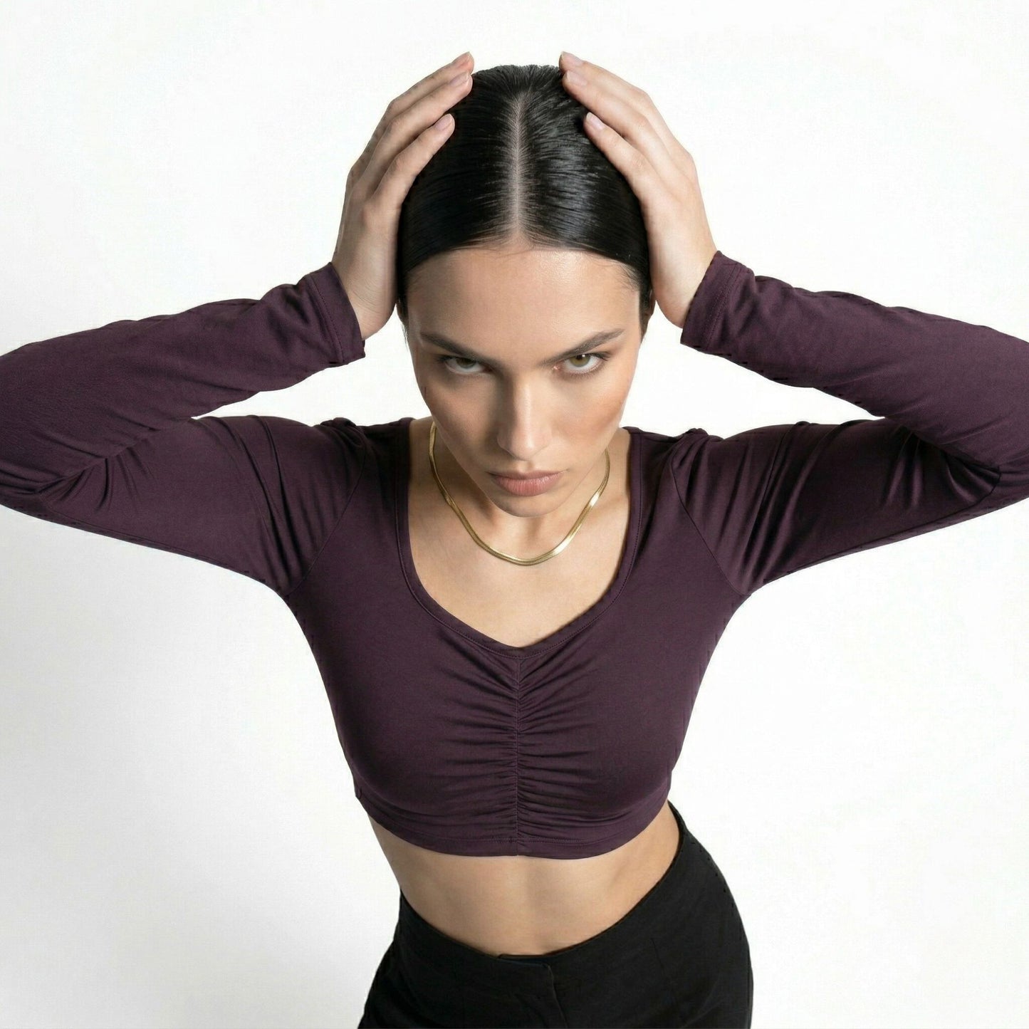 LINEAR RUCHE LONG-SLEEVE CROP TOP