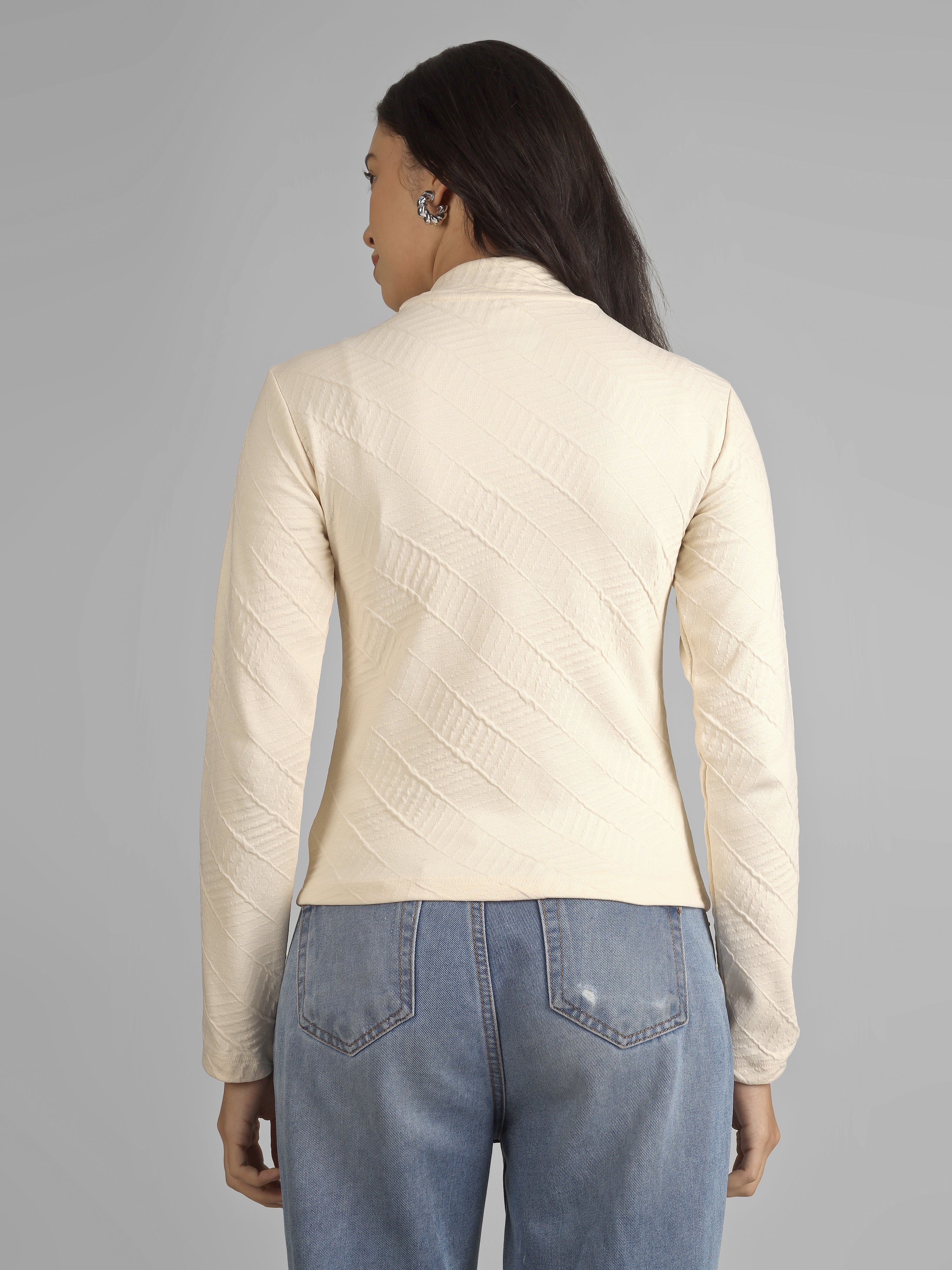 TEXTURED MOCK-NECK TOP
