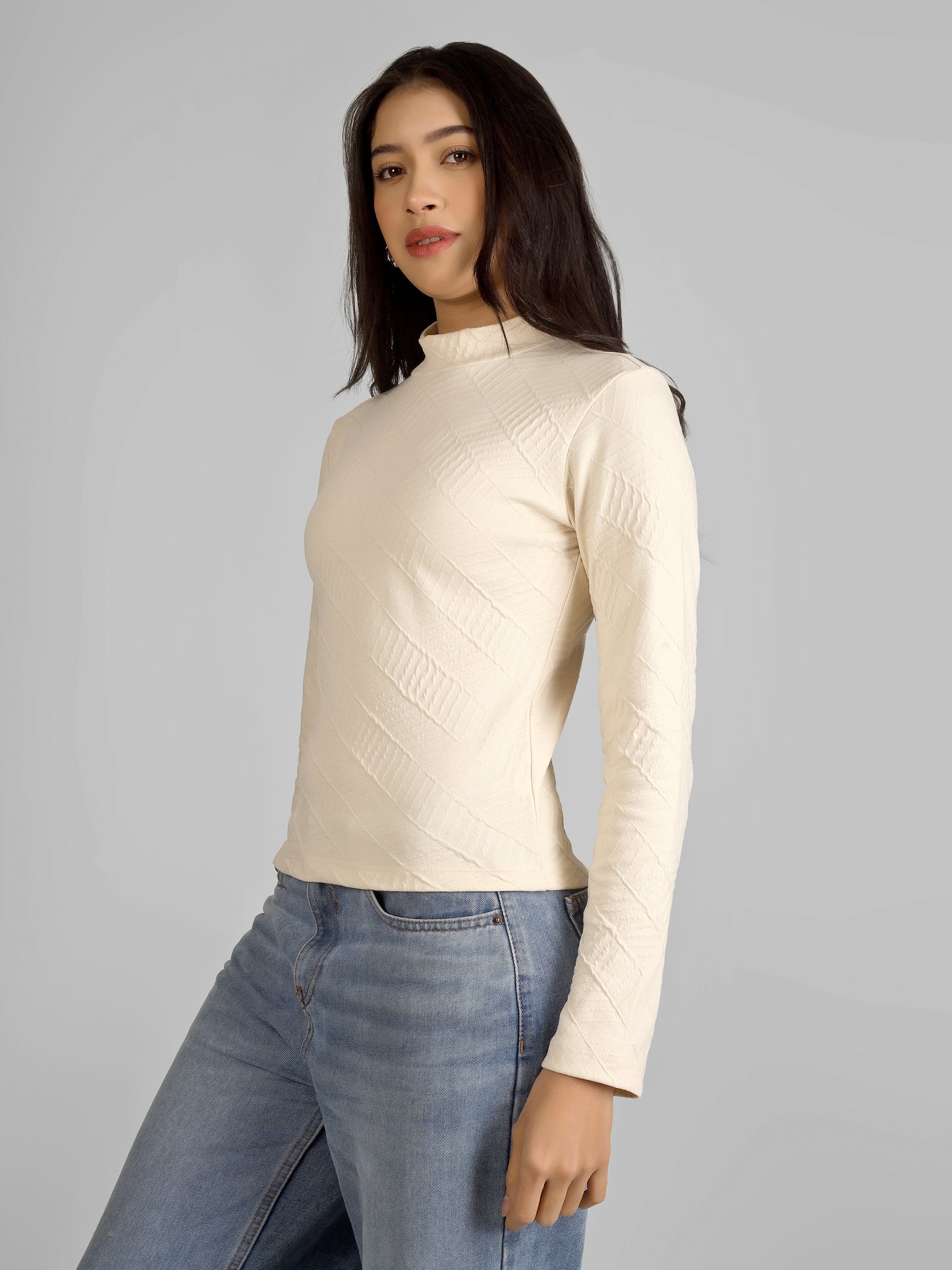 TEXTURED MOCK-NECK TOP