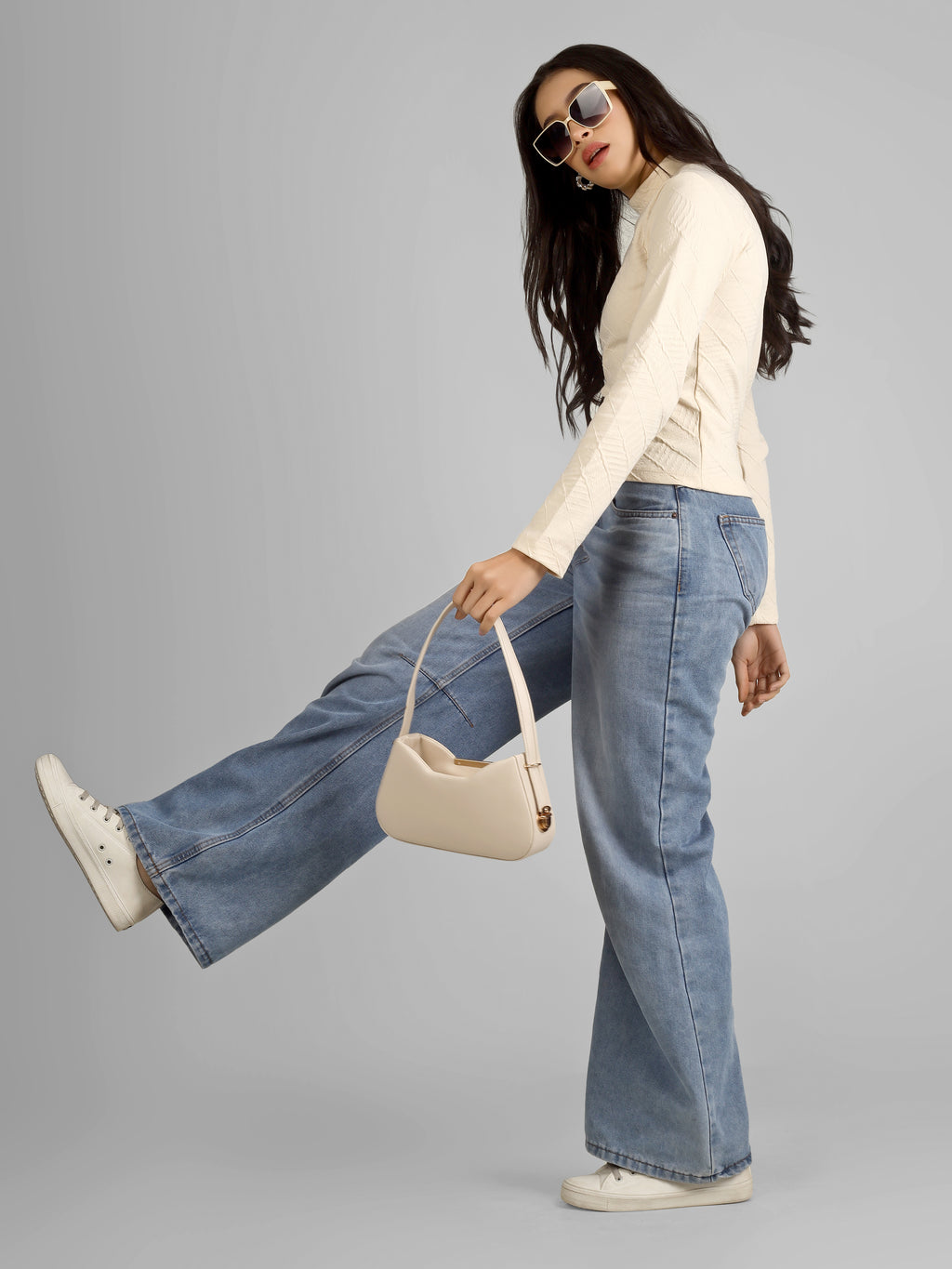 TEXTURED MOCK-NECK TOP