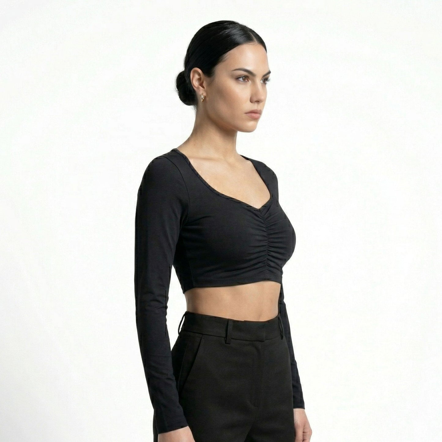 LINEAR RUCHE LONG-SLEEVE CROP TOP