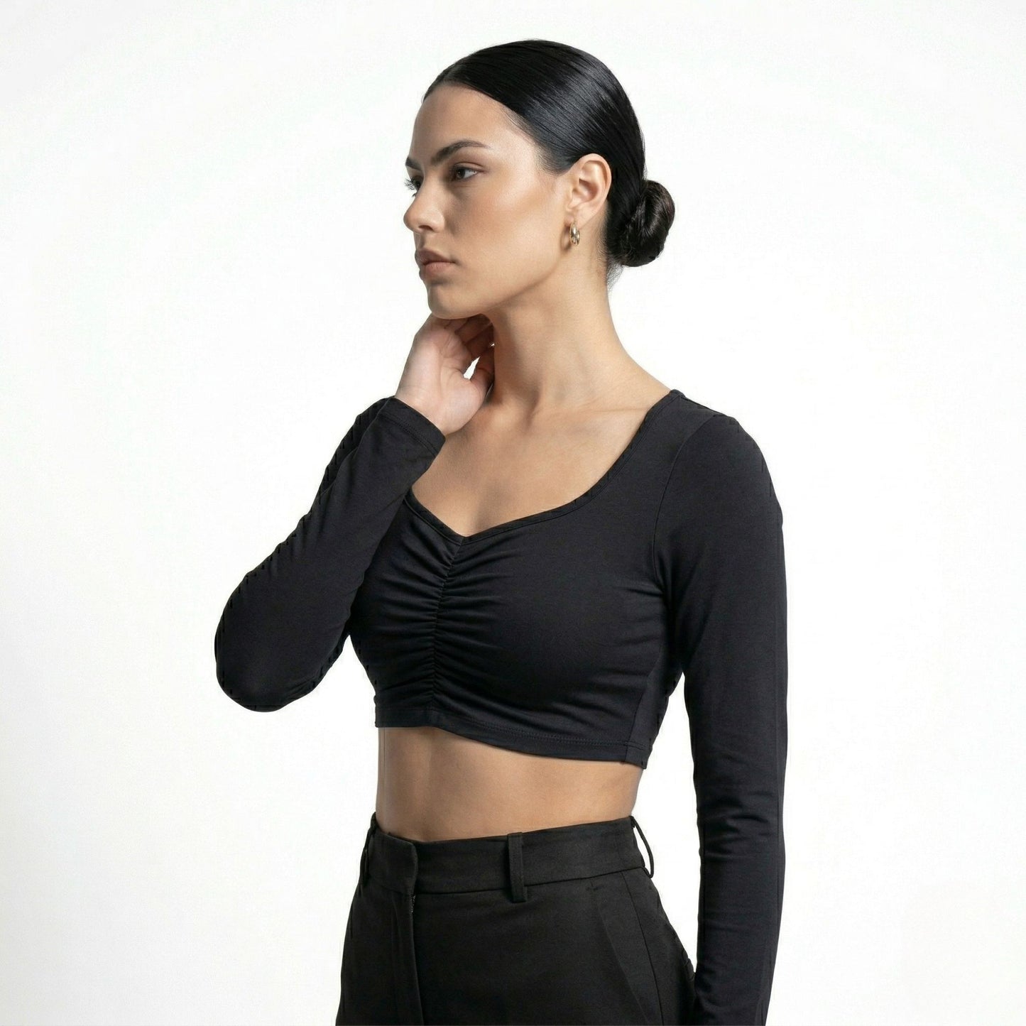 LINEAR RUCHE LONG-SLEEVE CROP TOP