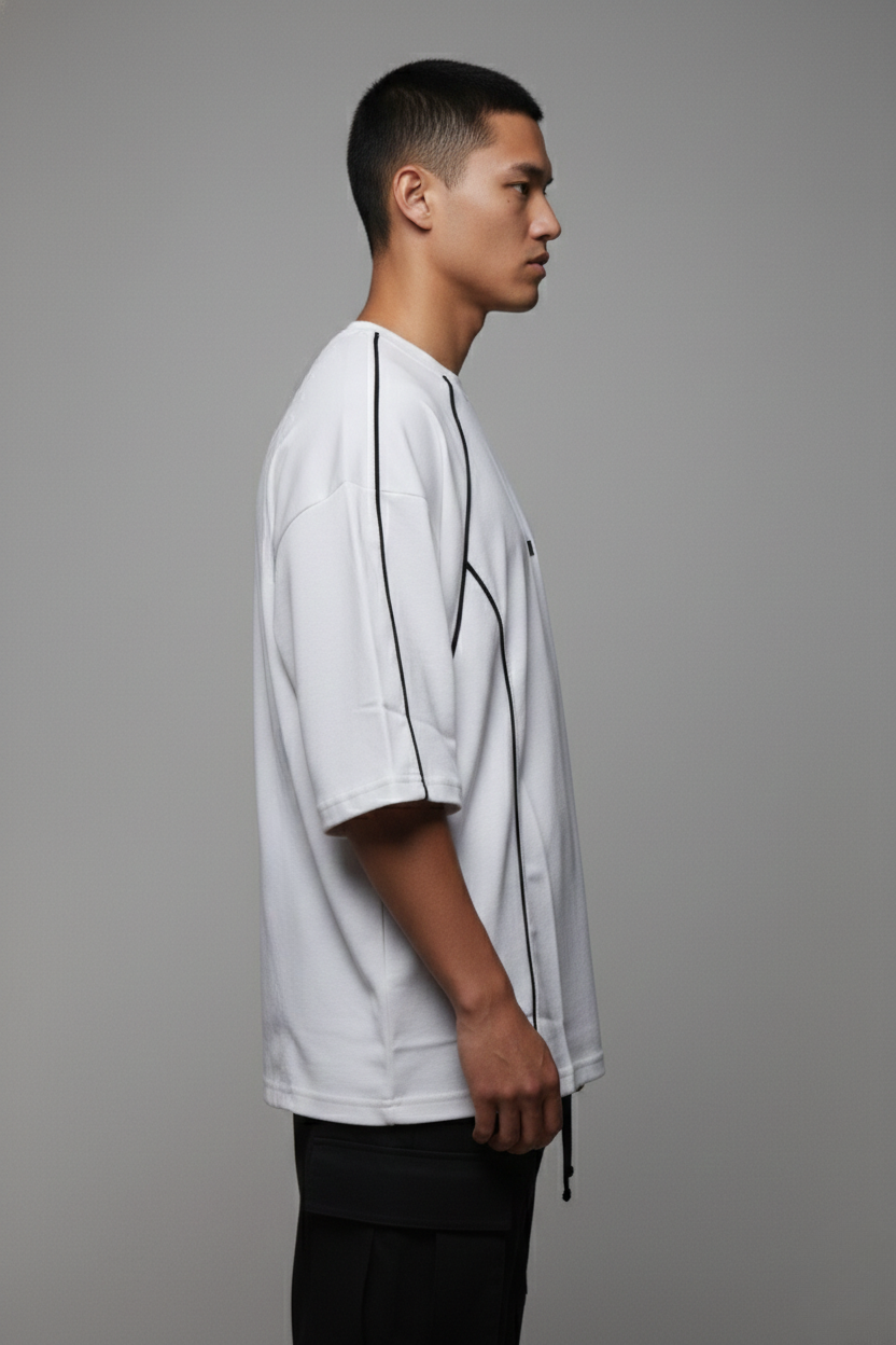 THE LINEAR PANEL OVERSIZED TEE