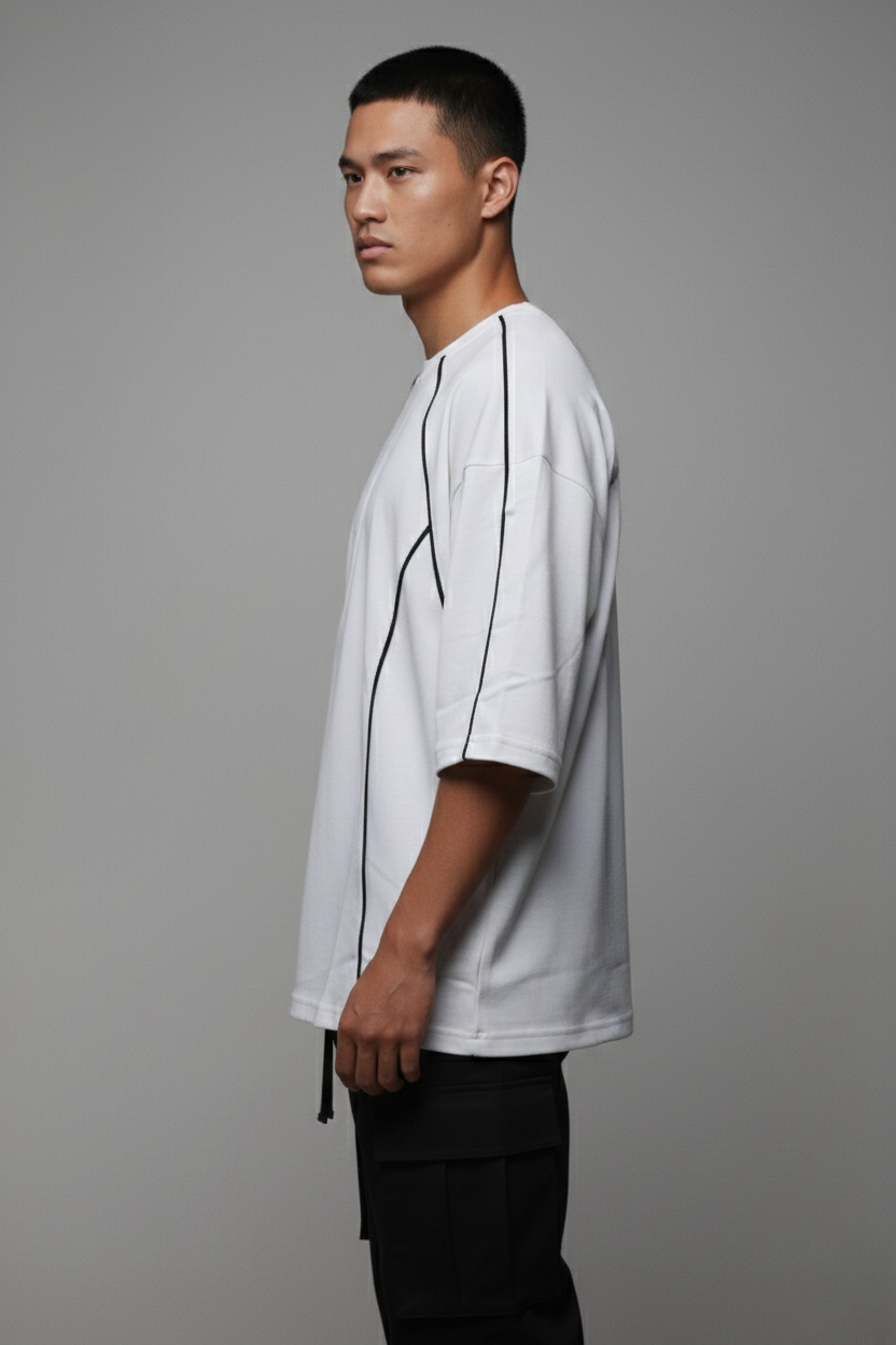 THE LINEAR PANEL OVERSIZED TEE