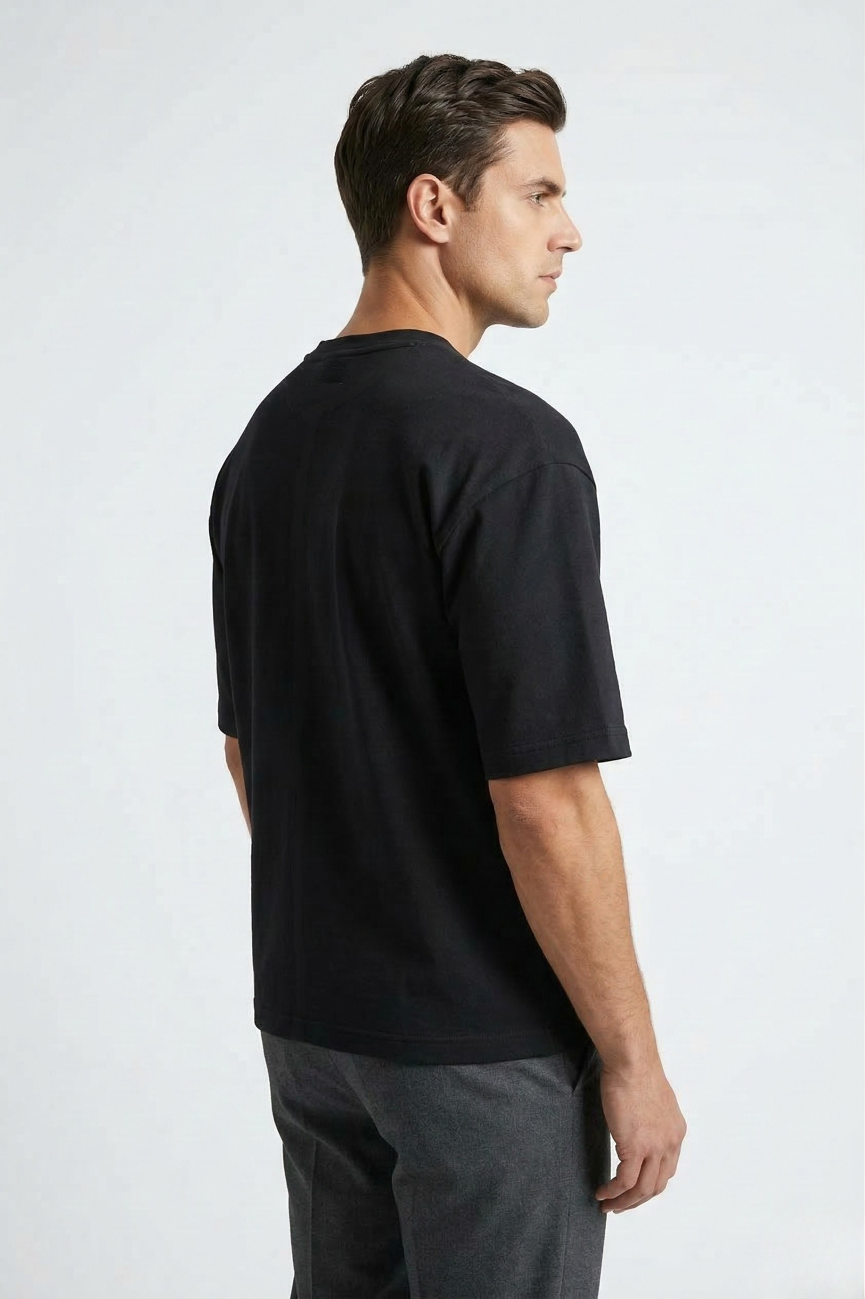 MIDNIGHT MANDARIN ROUND NECK T-SHIRT